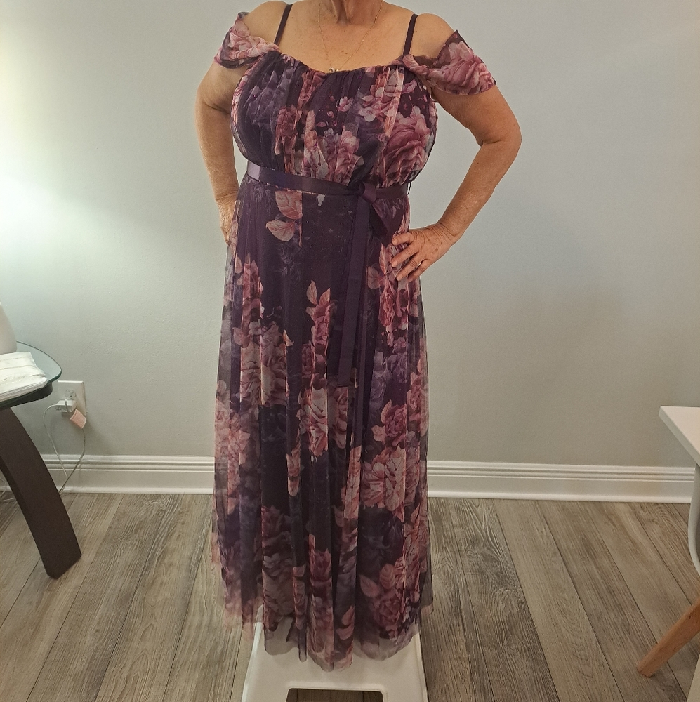 Long dress with stripes and short bolero. Size XL